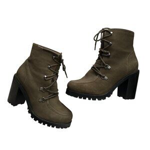 Seychelles Olive Suede Lace Up Ankle Boots Green 4” Chunky Lug Heels Size 8